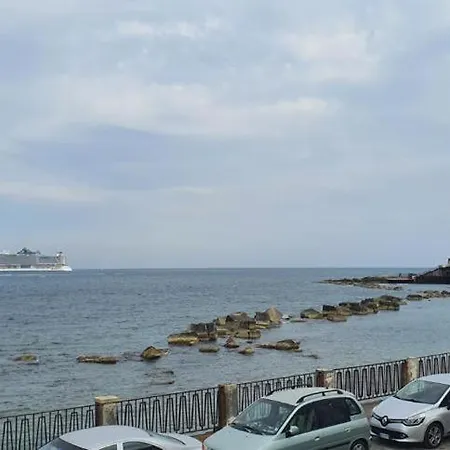 Semesterbostad Le Meraviglie Del Lungomare